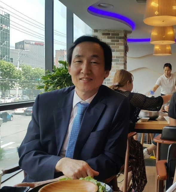 옥션가이드 튜터 프로필